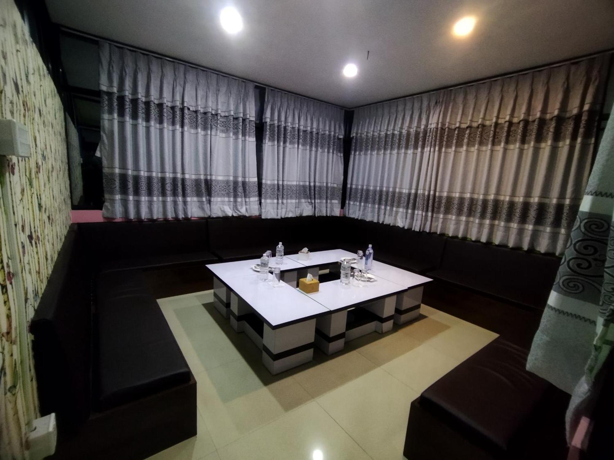 Chareli Resort Nagarkot Exteriér fotografie